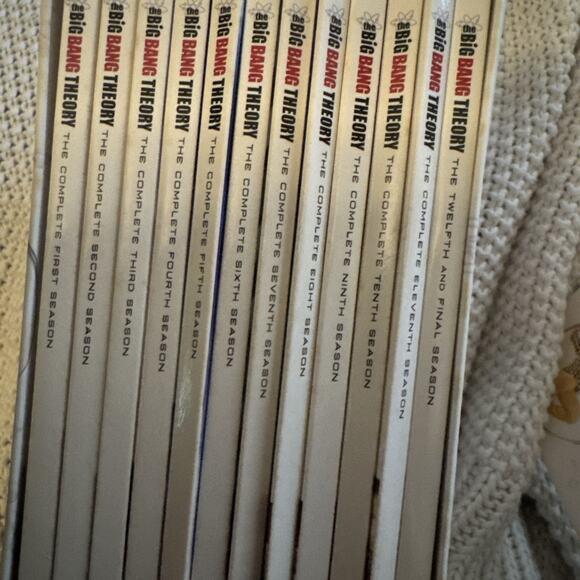 The Big Bang Theory: The Complete Series - DVD Box Set - Region 2 - Complete - Picture 9 of 10